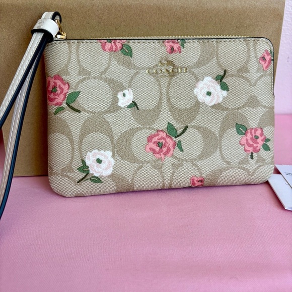 Coach Khaki Floral Corner Zip Wristlet NWT - Picture 2 of 6